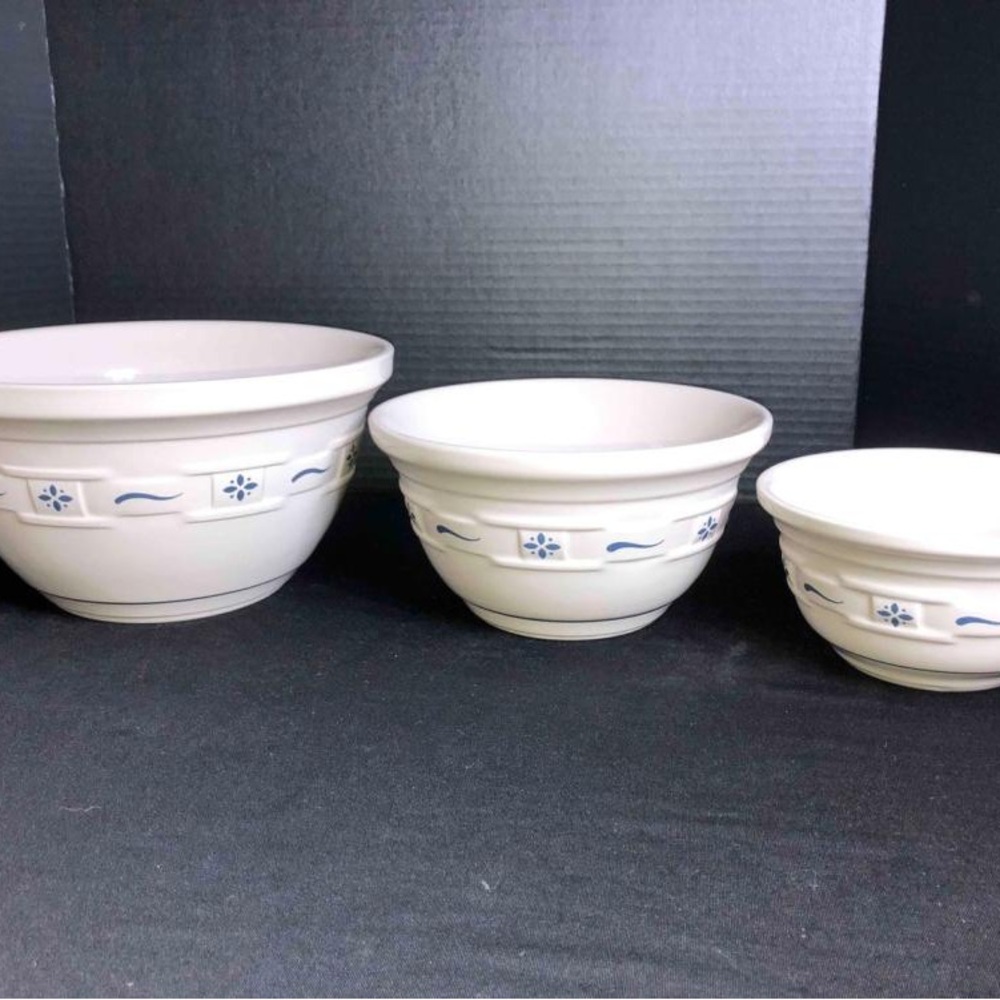 Longaberger Basket Company Pottery Set - Set of Three Nesting Mixing Bowls